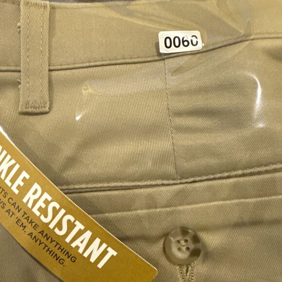 LEE Pants Mens 30x32 Chino Total Freedom Relaxed Fit Straight Khaki Stretch NWT - Picture 10 of 10